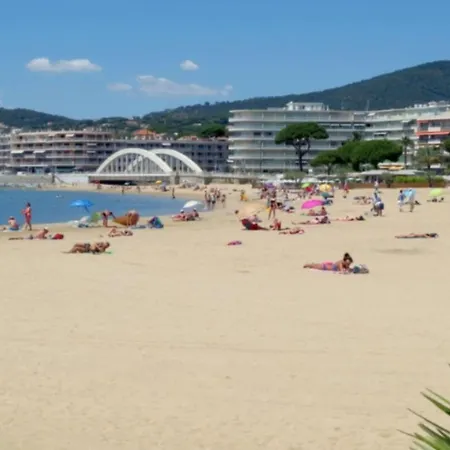 With Pool And Balcony In Apartament Sainte-Maxime